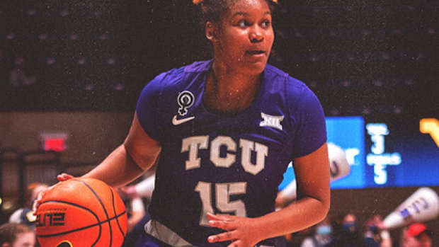 5D1C7CAA-22D1-4744-B961-E0CA972AC47F